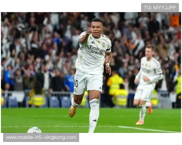 姆巴佩高速内切屡造威胁,巴黎前场压制力升级 姆巴佩高速内切屡造威胁,巴黎前场压制力升级